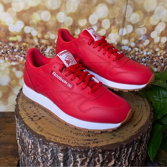 Reebok Classic Leather Low Vector Red Gum sneakers. 8.5 Men’s/10W - Picture 6 of 16